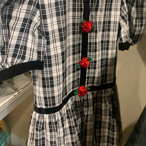 Girls dress size 12 - Picture 2 of 4